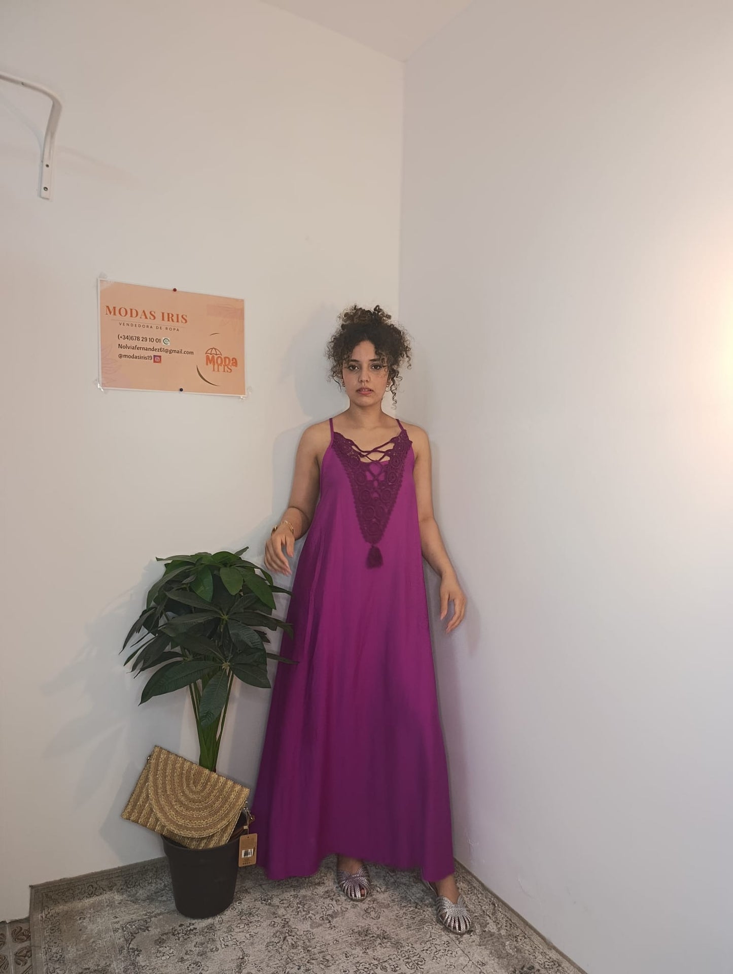 Vestido magenta talla única de tirantes