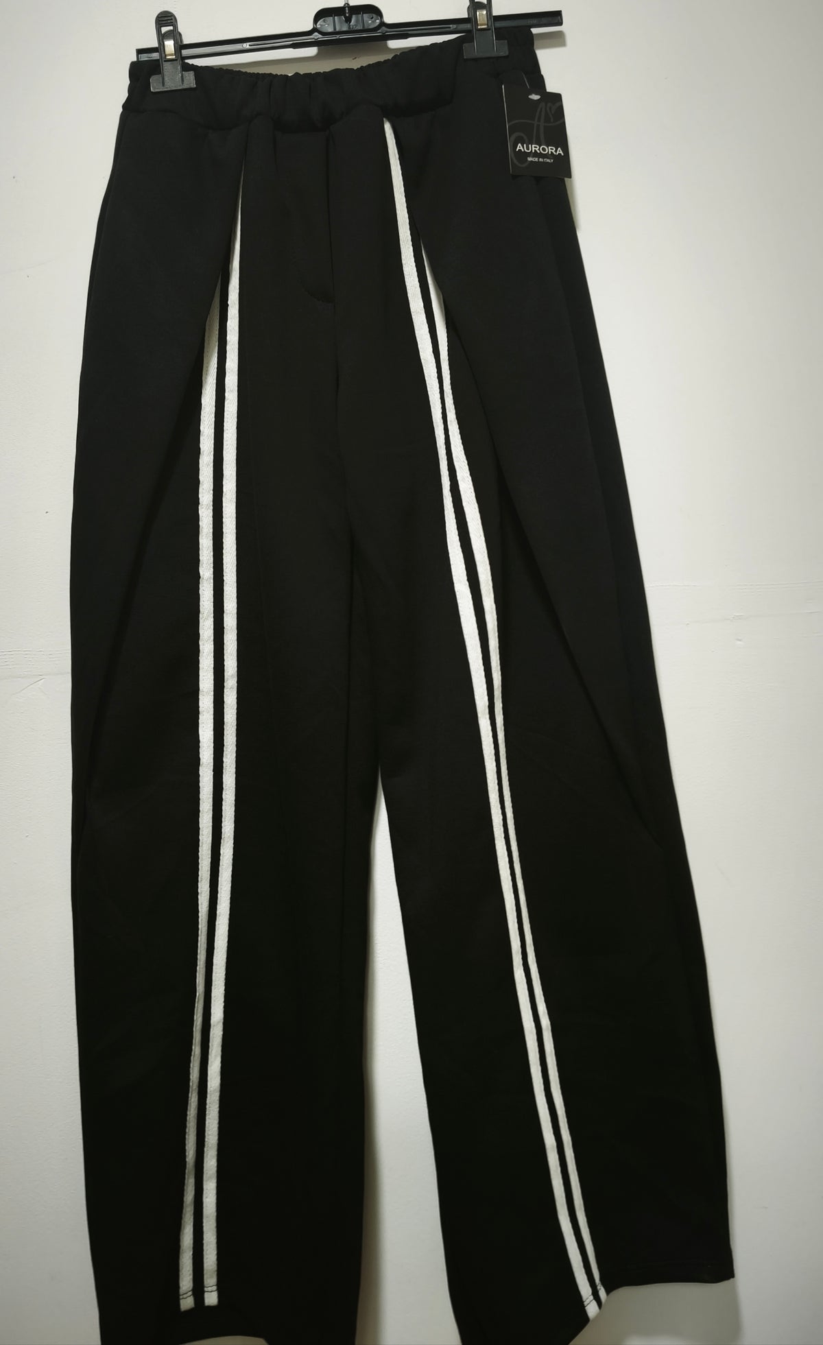 Pantalón Chándal Capa de Aire Estilo Vestir con Rayas Laterales – Talla Única