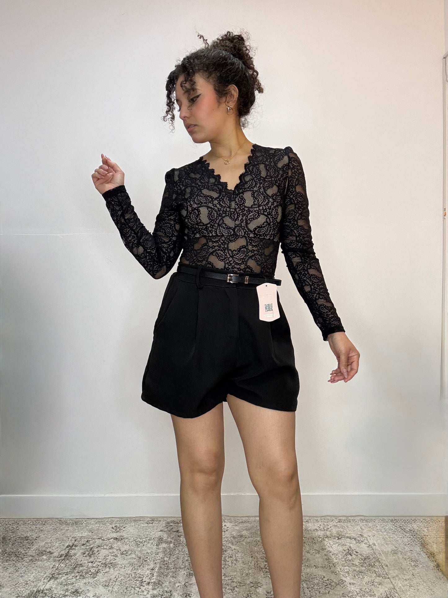Pantalón corto de vestir con cinturón
