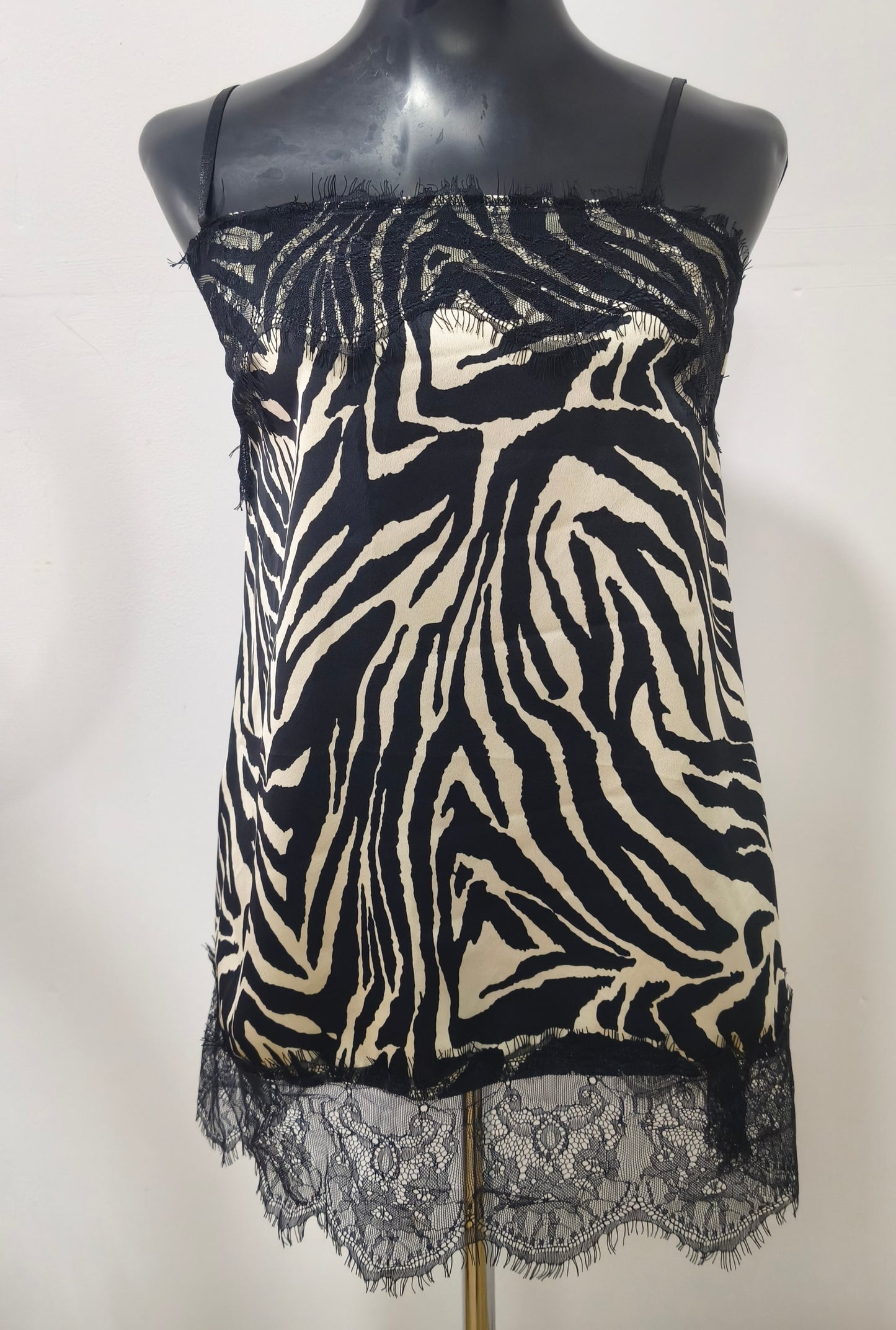 Top Lencero de Satén Zebra Print con Encaje - Talla Única S/M