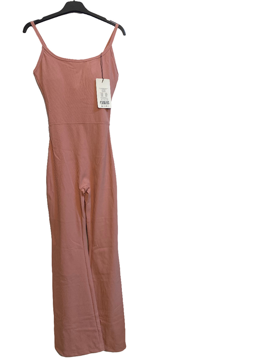 Mono básico de tirantes color rosa- comodidad y estilo en una sola prenda